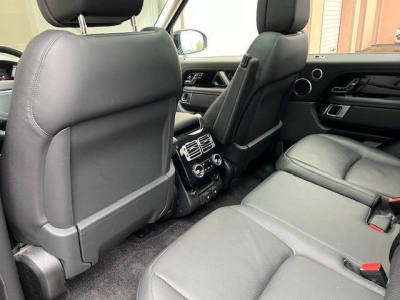 Land-Rover Range Rover 3.0 D300 Vogue VOLL - AHK