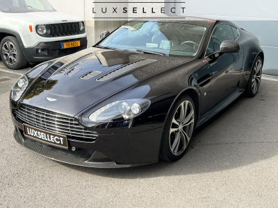 Aston Martin V12 Vantage 1/1200N CARBON BLACK