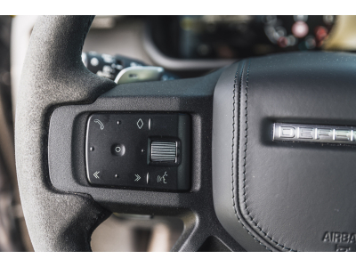 Land-Rover Defender 90 P525 PANO*360*LUFTFEDERUNG*PIVI