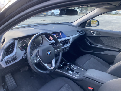 BMW 116 116dA Auto LED Navi Apple CarPlay 2xPDC