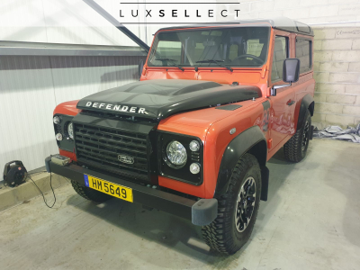 Land-Rover Defender 90 ADVENTURE EDITION Full options NEW CAR Adventure Edition SE 2,2l TD4 Leder