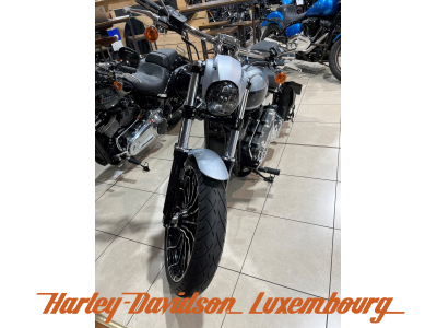 Harley-Davidson Softail Breakout 