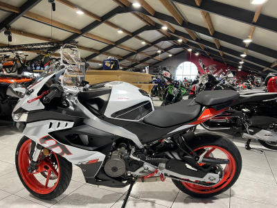 Aprilia RS 457 full accessoires;