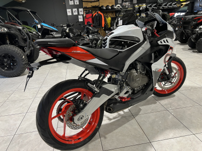 Aprilia RS 457 full accessoires;