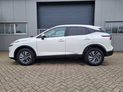 Nissan Qashqai 1.3 DIG-T MHEV 140 ACENTA