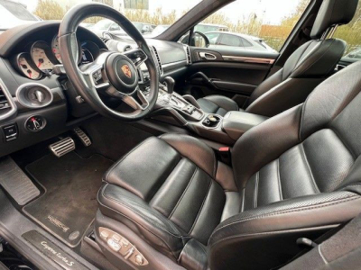 Porsche Cayenne Turbo S - VOLL - 1Hand