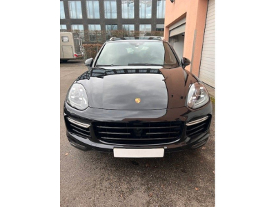 Porsche Cayenne Turbo S - VOLL - 1Hand