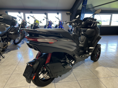 Piaggio MP3 400 SPORT