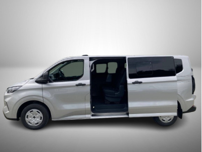 Ford Tourneo Custom 136 L2H1 Trend 2xST/NAV/9 Sitzer