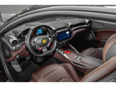 Ferrari GTC4Lusso V12/CARBON/DISP/KAMERA/LIFT/20