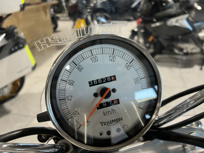 Triumph Speedmaster 900 cc