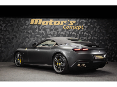 Ferrari Roma Spider