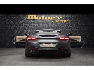 Ferrari Roma Spider
