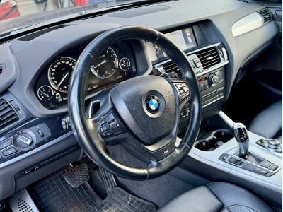 BMW X3 20i XDRIVE M SPORT PAKET HEAD UP CUIR NAVI 1 HAND