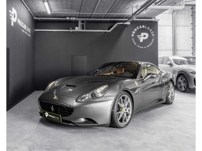 Ferrari California 4.3 V8_4 STZ/NAVI/20'/LIFT/SILVERSTONE