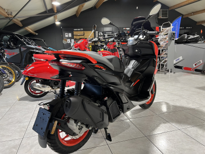 Aprilia SR 125 GT SPORT RED