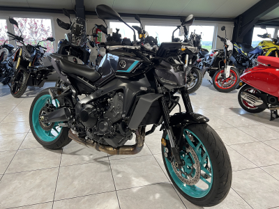 Yamaha MT-09 