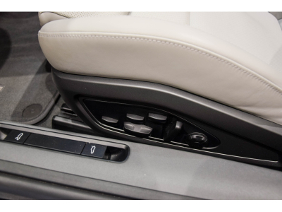 Porsche 992 Carrera 4S Cabriolet PDK