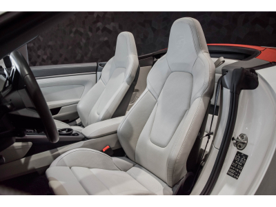 Porsche 992 Carrera 4S Cabriolet PDK