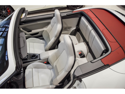 Porsche 992 Carrera 4S Cabriolet PDK