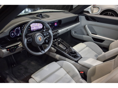Porsche 992 Carrera 4S Cabriolet PDK