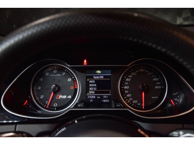 Audi RS4 B8 V8 4.2 FSI