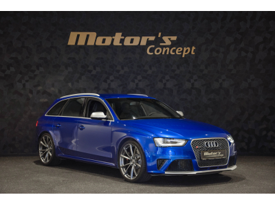 Audi RS4 B8 V8 4.2 FSI