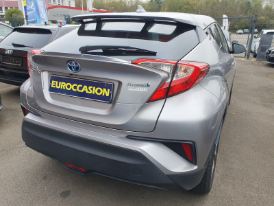 Toyota C-HR 1.8 Hybrid CVT HSD C-Center