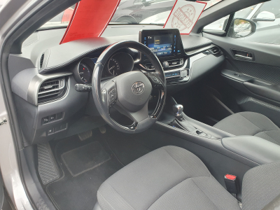 Toyota C-HR 1.8 Hybrid CVT HSD C-Center