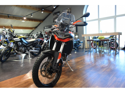 Aprilia Tuareg 660 Martian Red disponible aussi en 35 KW