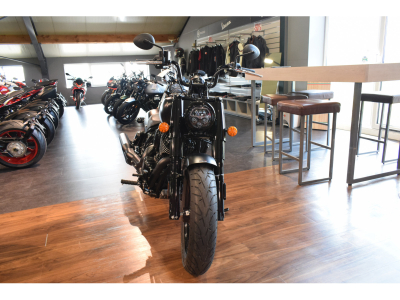 Indian Chief Bobber Dark Horse Black Smoke