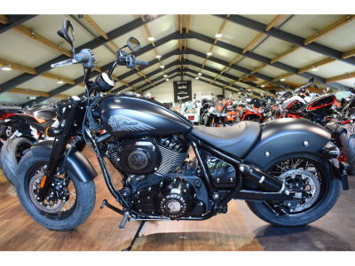 Indian Chief Bobber Dark Horse Black Smoke