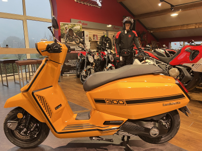 Lambretta X-300 