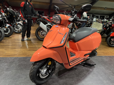 Lambretta X-125 