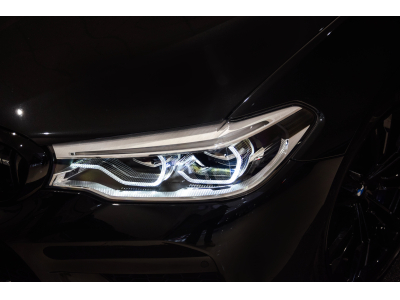 BMW M5 F90 4.4 V8