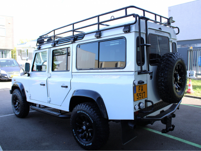 Land-Rover Defender 110 2.5 Td5 SW