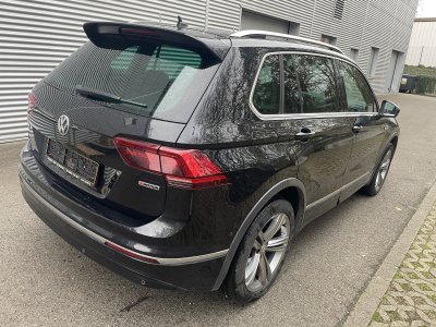 Volkswagen Tiguan 2.0 BLUEMOTION TECHNOLOGY 4MOTION R-LINE 150