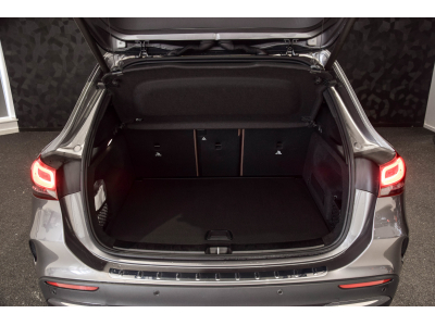 Mercedes-Benz GLA 220 D AMG LINE 4 MATIC