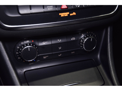 Mercedes-Benz GLA 200 D