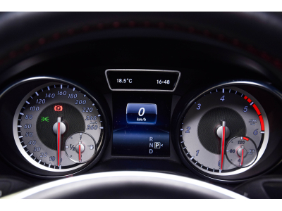 Mercedes-Benz GLA 200 D