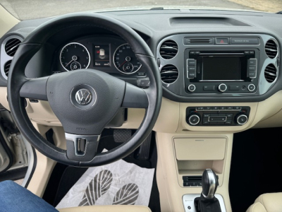 Volkswagen Tiguan VOLKSWAGEN TIGUAN 4MOTION LEDER NAVI DSG KAMERA