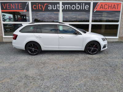 Skoda Octavia 2.0 TDI RS DSG 4X4 CARPLAY LED SIEGES SPORT RS