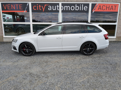 Skoda Octavia 2.0 TDI RS DSG 4X4 CARPLAY LED SIEGES SPORT RS