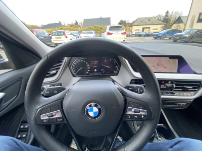 BMW 116 116dA  Auto Navi 2xPDC