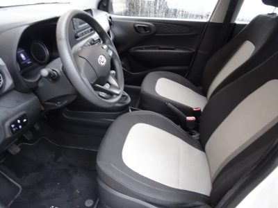 Hyundai i10 1.0