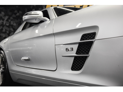 Mercedes-Benz SLS AMG