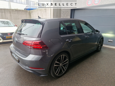 Volkswagen Golf GTD Facelift Bluemotion DSG-7 FULL OPTIONS