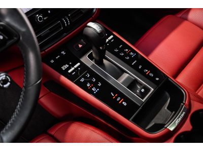 Porsche Macan T