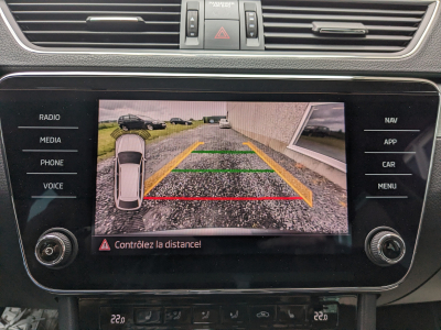 Skoda Superb 1.6 CRTDI DSG CARPLAY CAMERA APS AV/ARR GPS