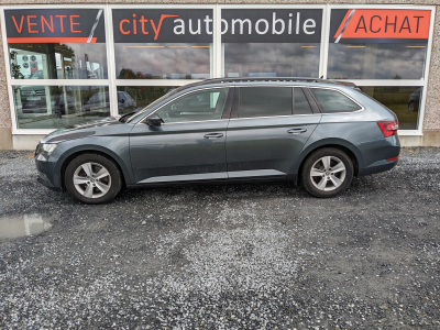 Skoda Superb 1.6 CRTDI DSG CARPLAY CAMERA APS AV/ARR GPS